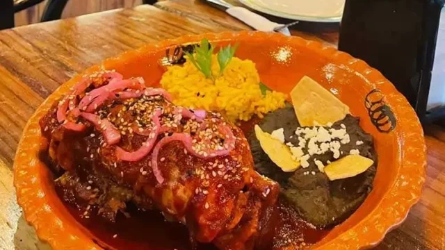 La Villa Restaurant Café Bar