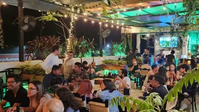 La Villa Restaurant Café Bar